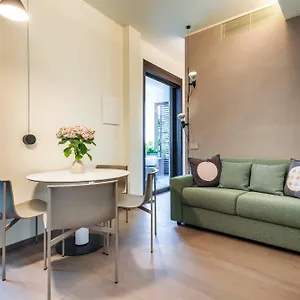 Dhome Appartamento Milano